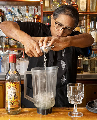 Audrey Hands Headshot